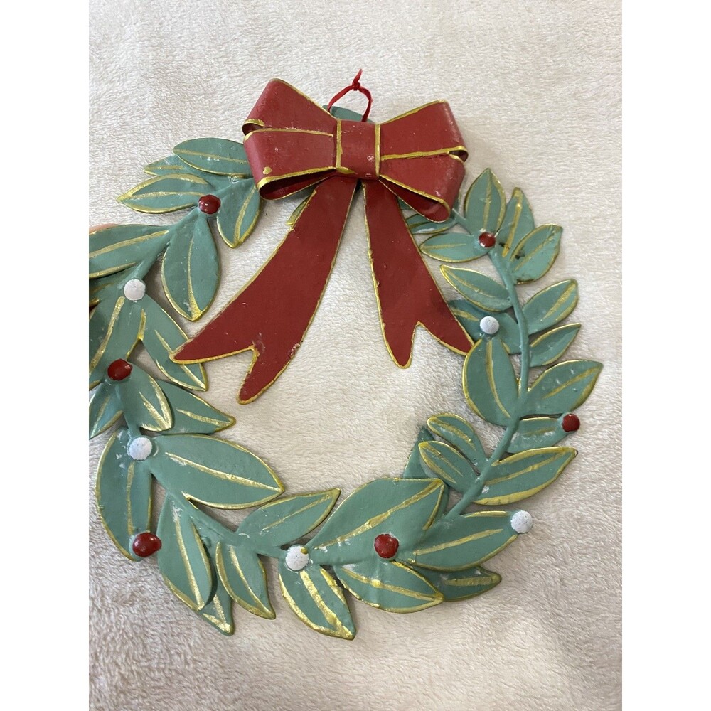 VTG 1980s Metal Christmas Wreath Wall, Door Decor Green Leaves Red Bow Berries - Picture 10 of 14